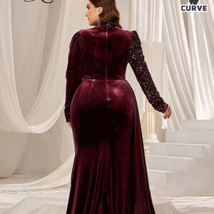 SHEIN Burgundy Velvet Long Sleeve Dress
